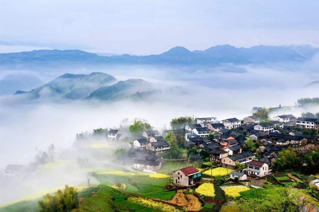 新澳天天开奖资料大全旅游攻略，探索胜地，体验乐趣，干净释义与落实